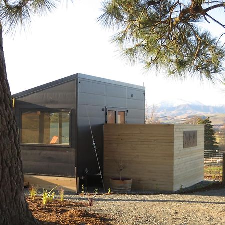 Te Manahuna Glamping Tiny House Fairlie Exterior photo