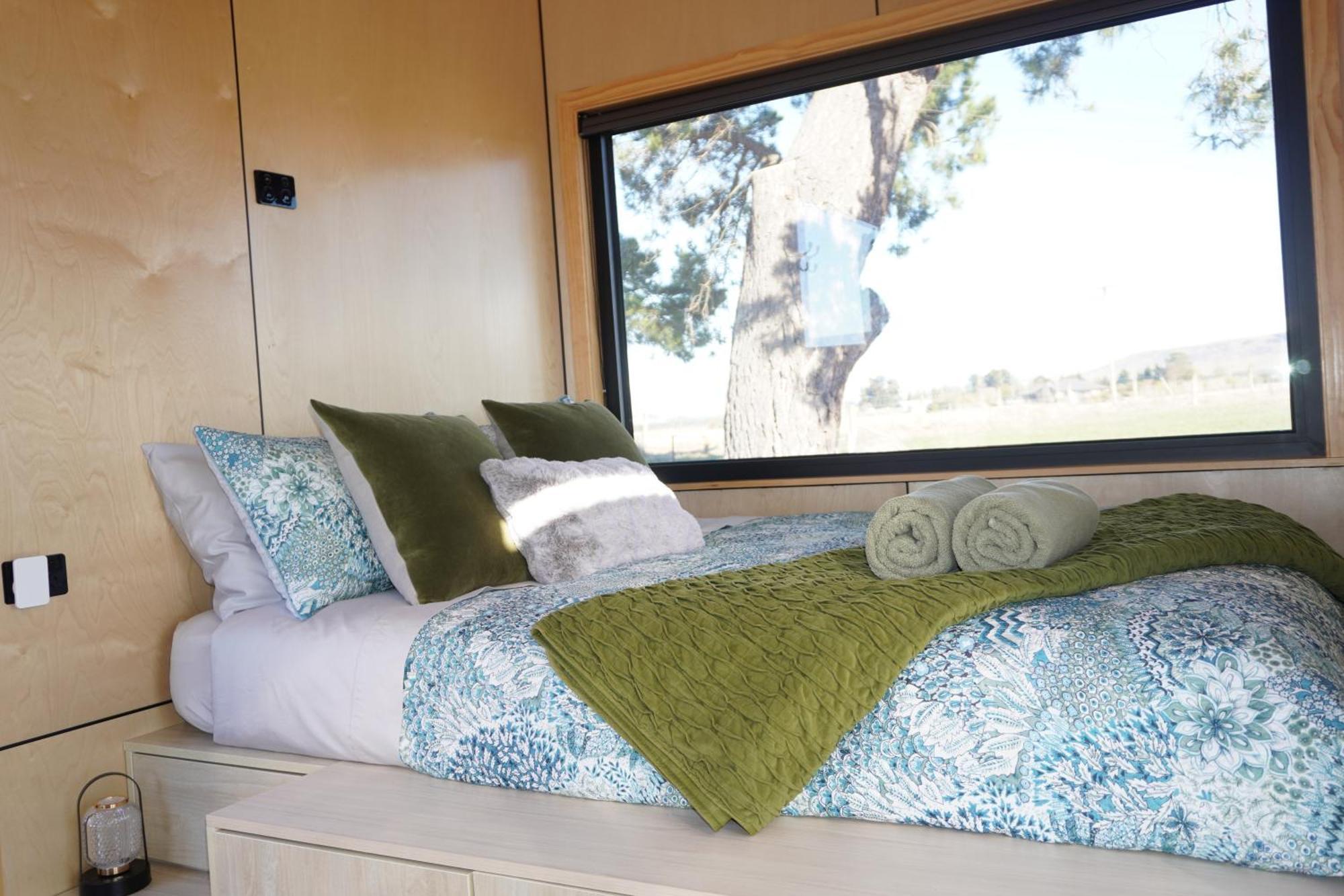 Te Manahuna Glamping Tiny House Fairlie Exterior photo
