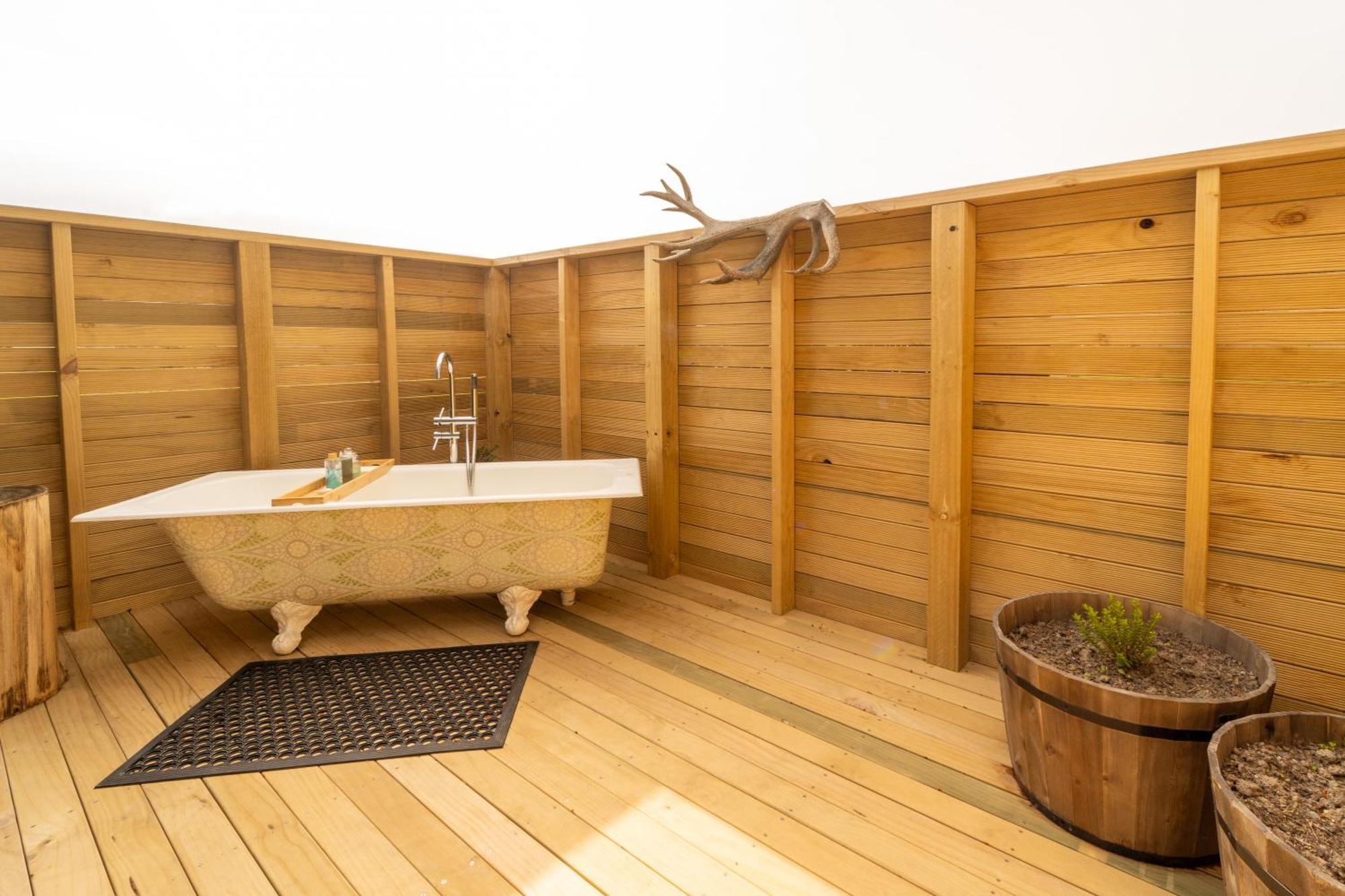 Te Manahuna Glamping Tiny House Fairlie Exterior photo